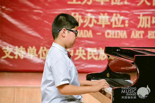 2018m(jing)Qِ7233-4(chng)17.jpg